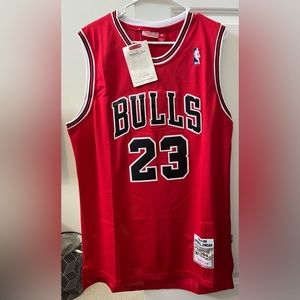 Mitchell & Ness Chicago Bulls Road Michael Jordan Jersey